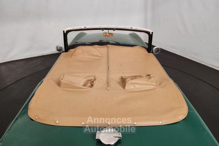 Triumph TR6 - <small></small> 11.750 € <small>TTC</small> - #36