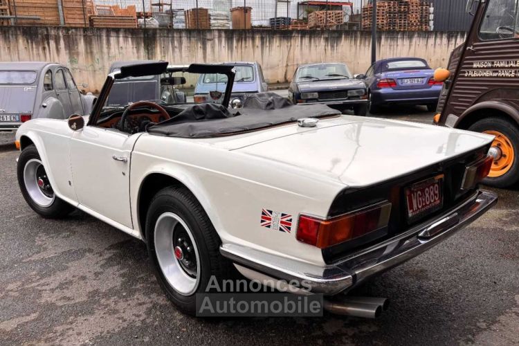 Triumph TR6 2.5 125CH - <small></small> 35.500 € <small>TTC</small> - #7