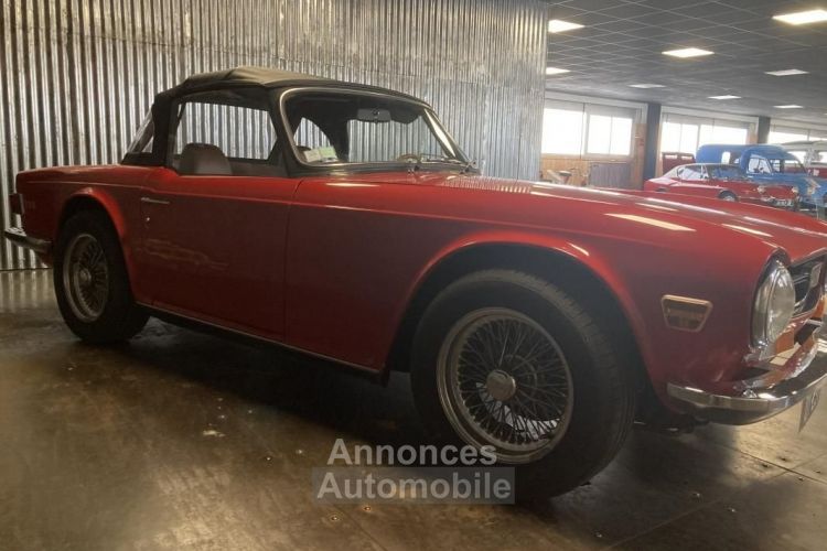 Triumph TR6 PI KARMANN CABRIOLET - <small></small> 31.900 € <small>TTC</small> - #5