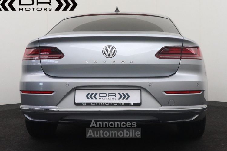Volkswagen Arteon 2.0TDI DSG ELEGANCE - LED VIRTUAL COCKPIT ADAPTIVE CRUISE CONTROL DAB SLECHTS 35.703km!!! - <small></small> 29.995 € <small>TTC</small> - #3