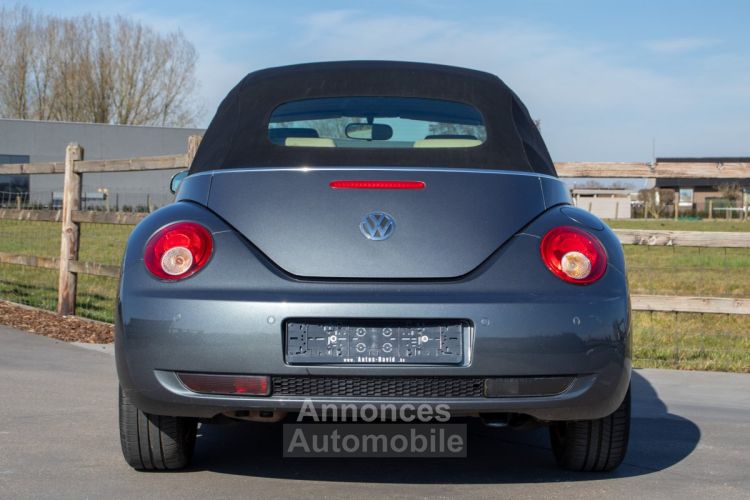 Volkswagen Beetle New Cabrio 2.0i Tiptronic - 1STE EIGENAAR - LEDER - AIRCO - PARKEERSENSOREN - <small></small> 4.999 € <small>TTC</small> - #12