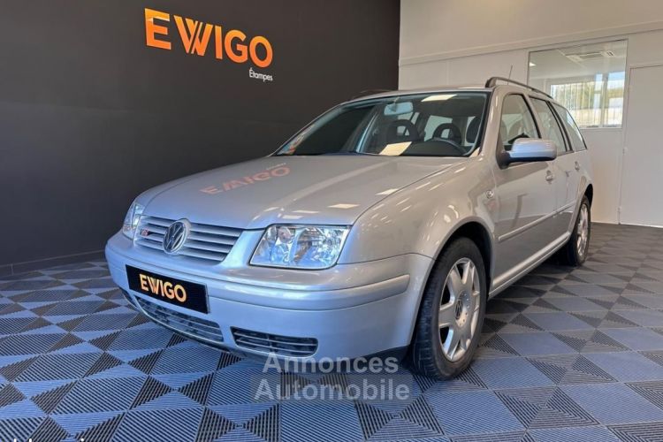 Volkswagen Bora BREAK V5 2.3l 170ch CARAT 2ème main 42 800km - <small></small> 6.490 € <small>TTC</small> - #2