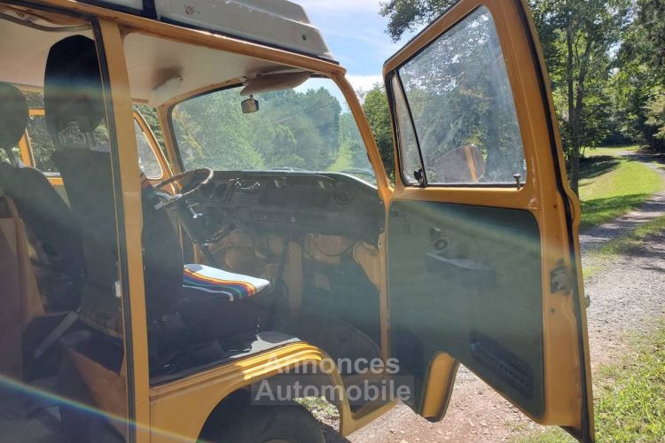 Volkswagen Bus - <small></small> 22.000 € <small>TTC</small> - #11