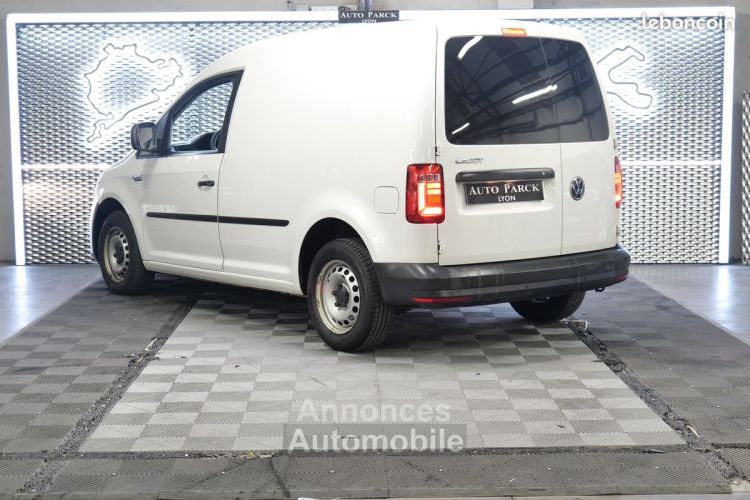 Volkswagen Caddy van 2.0tdi 102ch business line 1° main francais tva recuperable clim porte lateral apple car play android auto 11 500.00 ht - <small></small> 11.500 € <small>TTC</small> - #4