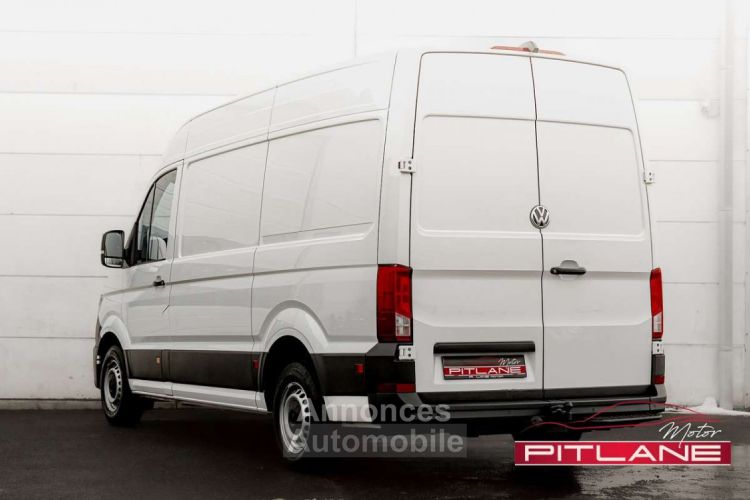 Volkswagen Crafter 2.0 TDi L3H2 ATTELAGE CAMERA CARPLAY GARANTI - <small></small> 29.990 € <small>TTC</small> - #3