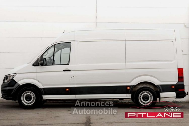 Volkswagen Crafter 2.0 TDi L3H3 UTILI. 3 PLACES ATTELAGE CARPLAY - <small></small> 31.990 € <small>TTC</small> - #2