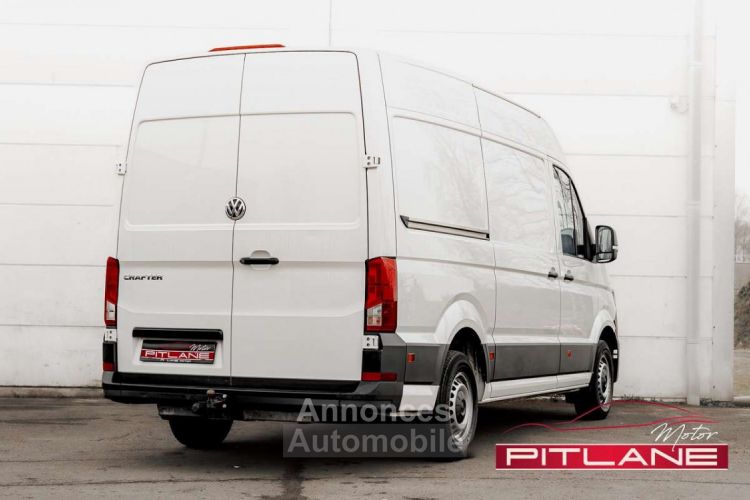 Volkswagen Crafter 2.0 TDi L3H3 UTILI. 3 PLACES ATTELAGE CARPLAY - <small></small> 31.990 € <small>TTC</small> - #5