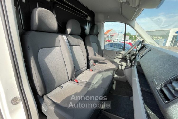 Volkswagen Crafter FG 30 L3H3 2.0 TDI 140CH BUSINESS LINE PLUS TRACTION - <small></small> 25.970 € <small>TTC</small> - #9