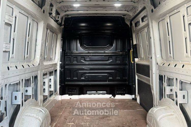 Volkswagen Crafter TDI 140 L3H2 - <small></small> 23.500 € <small>TTC</small> - #2