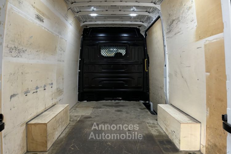 Volkswagen Crafter VAN 35 2.0 TDI 177 CV L3H3 4MOTION - <small></small> 27.950 € <small>TTC</small> - #11