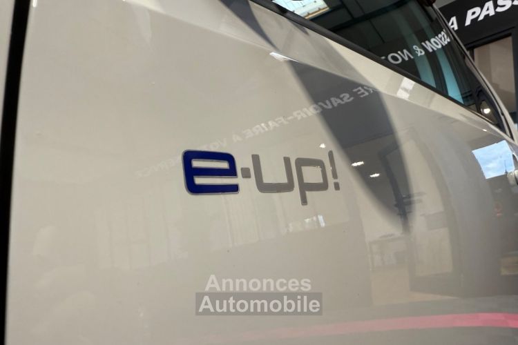 Volkswagen e-up E-UP! Electrique - <small></small> 9.490 € <small>TTC</small> - #9