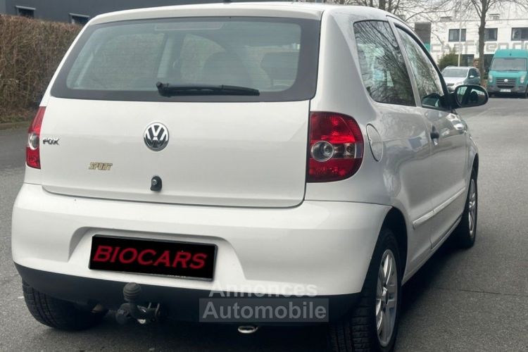 Volkswagen Fox Basis 1.4 - <small></small> 5.980 € <small>TTC</small> - #4