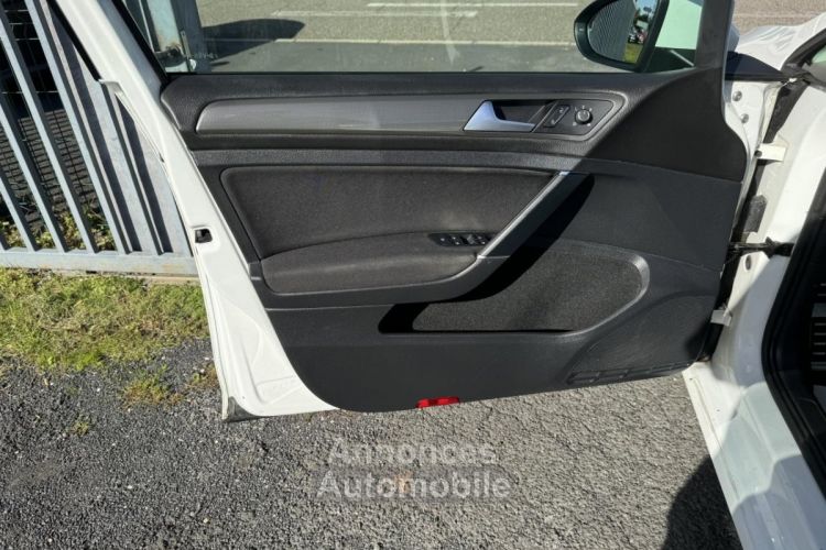 Volkswagen Golf 1.0 TSI - 115 Connect Gps + Camera AR + Clim - <small></small> 12.490 € <small>TTC</small> - #25