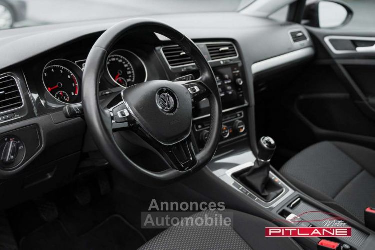 Volkswagen Golf 1.0 TSI Carplay Caméra Navi Tel PDC - <small></small> 16.490 € <small>TTC</small> - #11