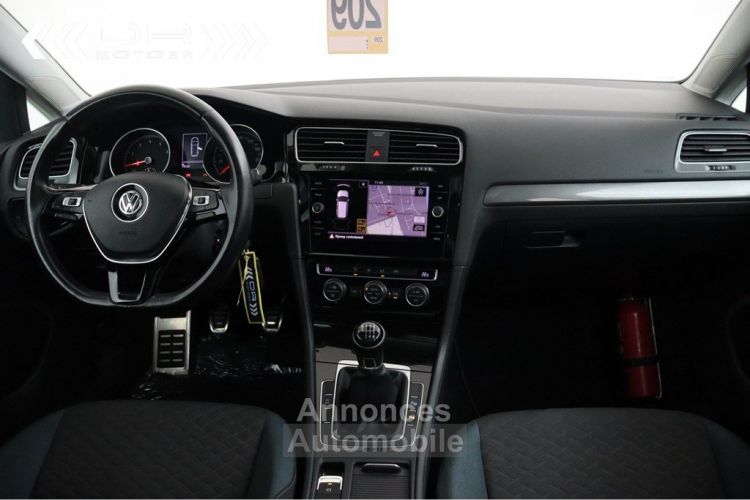 Volkswagen Golf 1.0TSI IQ DRIVE VARIANT - BUSINESS PACK NAVI PANODAK DAB MIRROR LINK TREKHAAK - <small></small> 16.995 € <small>TTC</small> - #15