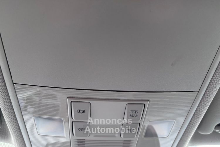 Volkswagen Golf 1.4 TSI 140ch ACT BlueMotion Technology Confortline DSG7 - Boitier Ethanol - <small></small> 9.990 € <small>TTC</small> - #29