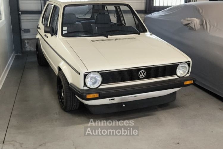 Volkswagen Golf 1.5 - 8V - <small></small> 8.500 € <small>TTC</small> - #1