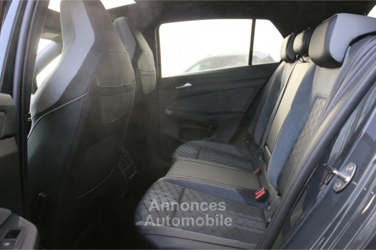 Volkswagen Golf 1.5 eTSI - 150 - BV DSG 7 VIII BERLINE R-Line PHASE 2 - <small></small> 36.900 € <small></small> - #46