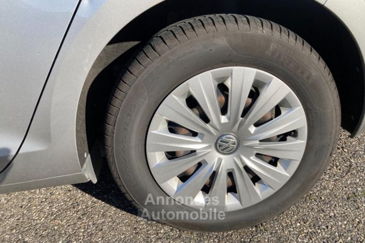 Volkswagen Golf 1.6 TDI 105 BLUEMOTION RADAR AV-AR, SIEGES CHAUFFANTS - <small></small> 9.990 € <small>TTC</small> - #20