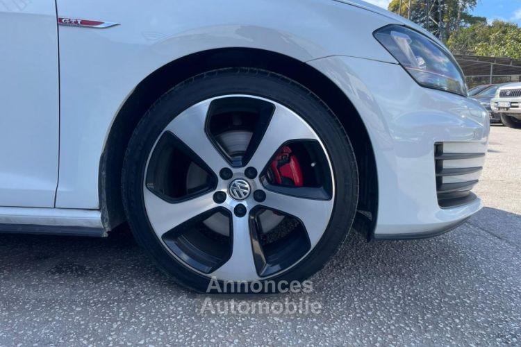 Volkswagen Golf 2.0 16V TSI BlueMotion - 220 VII BERLINE GTI PHASE 1 - <small></small> 19.990 € <small>TTC</small> - #20