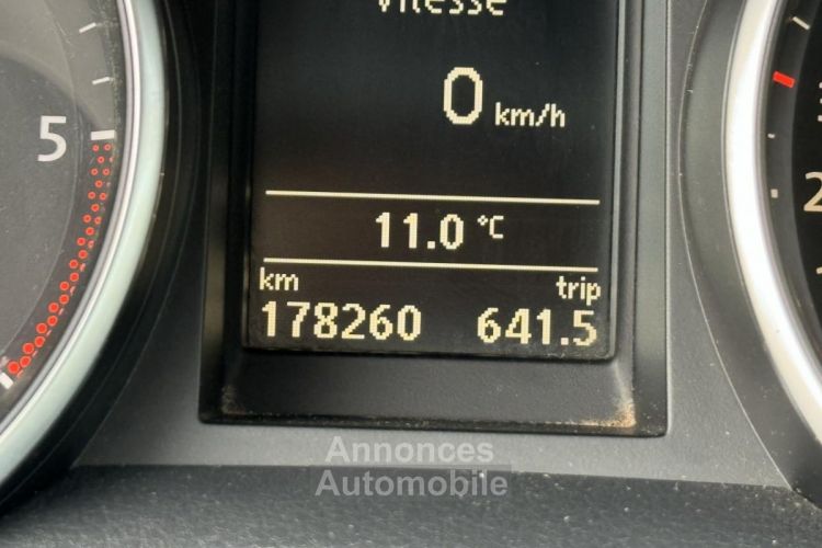 Volkswagen Golf 2.0 TDI 110 Confortline Clim + Radar AR + Attelage - <small></small> 7.490 € <small>TTC</small> - #34