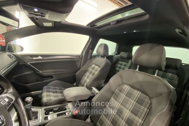 Volkswagen Golf 2.0 TDI 184 BlueMotion Technology GTD +CAMERA+TOIT OUVRANT - <small></small> 12.990 € <small>TTC</small> - #14