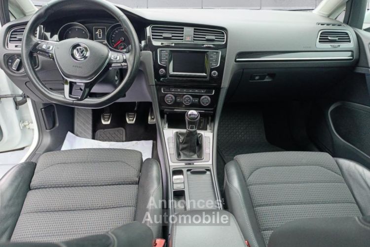 Volkswagen Golf 2.0 TDI BlueMotion - 150  Carat Pack Sport Pack hiver Toit pano Garantie 12 mois - <small></small> 10.500 € <small>TTC</small> - #11