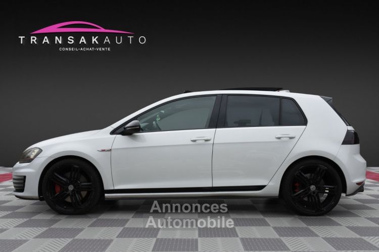 Volkswagen Golf 2.0 TSI 220 BlueMotion Technology DSG6 GTI - <small></small> 14.980 € <small>TTC</small> - #2