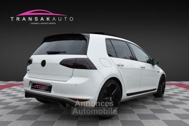 Volkswagen Golf 2.0 TSI 220 BlueMotion Technology DSG6 GTI - <small></small> 14.980 € <small>TTC</small> - #5