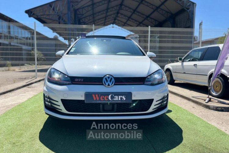 Volkswagen Golf 2.0 TSI 230 BLUEMOTION GTI DSG BVA - <small></small> 22.990 € <small>TTC</small> - #2