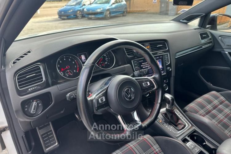 Volkswagen Golf 2.0 TSI 230CH PERFORMANCE GTI CIEL ETOILE TOIT OUVRANT DYNAUDIO - <small></small> 23.490 € <small>TTC</small> - #10