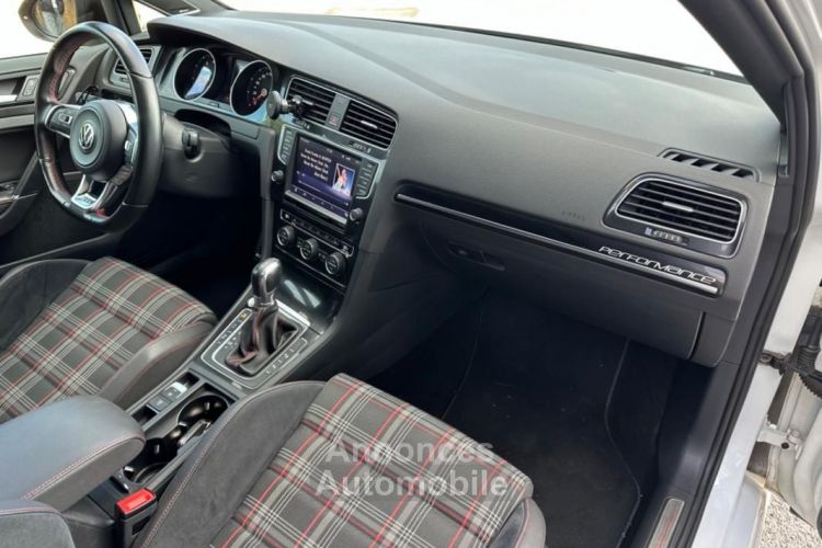 Volkswagen Golf 2.0 TSI 230CH PERFORMANCE GTI CIEL ETOILE TOIT OUVRANT DYNAUDIO - <small></small> 23.490 € <small>TTC</small> - #11