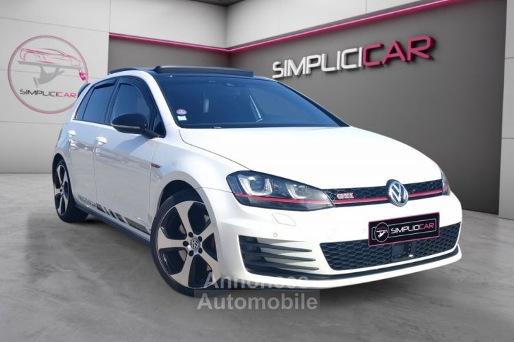 Volkswagen Golf 2.0TSI 230 DSG6 GTI Performance/CUIR VIENNA/TOIT OUVRANT/SILENCIEUX MILLTEK/GARANTIE 12 MOIS - <small></small> 24.490 € <small>TTC</small> - #1