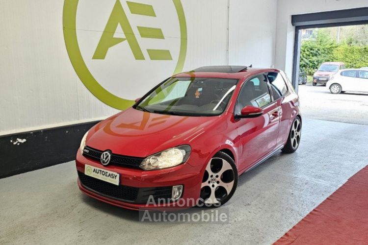 Volkswagen Golf 6 GTI 2.0 TSI 210 DSG6 TOIT OUVRANT CAMERA SIEGE CHAUFFANT GPS RADARS AV/AR - <small></small> 9.990 € <small>TTC</small> - #1