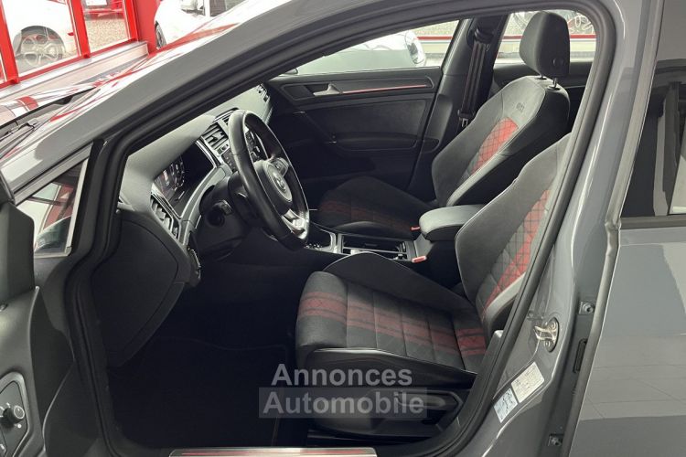 Volkswagen Golf 7 TCR 2,0 TSI 290 DSG7 GPS CAMERA PARK PILOT DMS FULL LED DIGITAL COCKPIT POT AKRAPOVIC JANTES - <small></small> 30.990 € <small>TTC</small> - #13