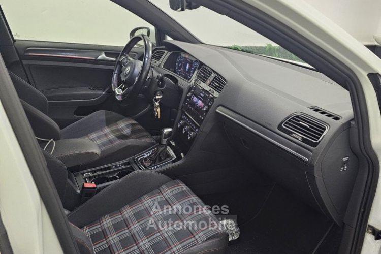 Volkswagen Golf 7.5 GTI PERFORMANCE DSG7 245 CAR PLAY SIEGES CHAUFFANTS FEUX LED - <small></small> 21.990 € <small>TTC</small> - #18