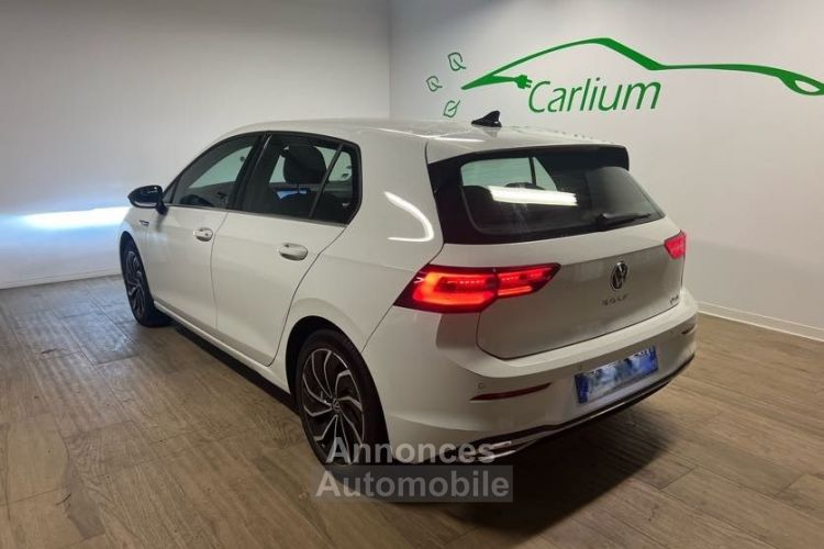 Volkswagen Golf 8 1.5 TSie 150Ch Style 1st Suivi concession A partir de 360e par mois Disponible maintenant - <small></small> 23.900 € <small>TTC</small> - #2