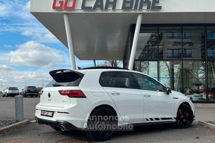 Volkswagen Golf 8 GTI Clubsport 300 ch Garantie 6 ans Toit ouvrant LED Camera CarPlay Jantes R 19 pouces 495-mois - <small></small> 37.990 € <small>TTC</small> - #2