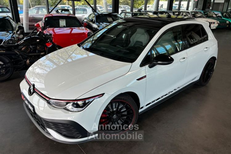 Volkswagen Golf 8 GTI Clubsport Edition 45 300 ch Toit Ouvrant Akrapovic DCC Harman Kardon LED ACC Cuir Camera affichage tête haute 19P Garantie 6 ans 549-mois - <small></small> 41.977 € <small>TTC</small> - #1