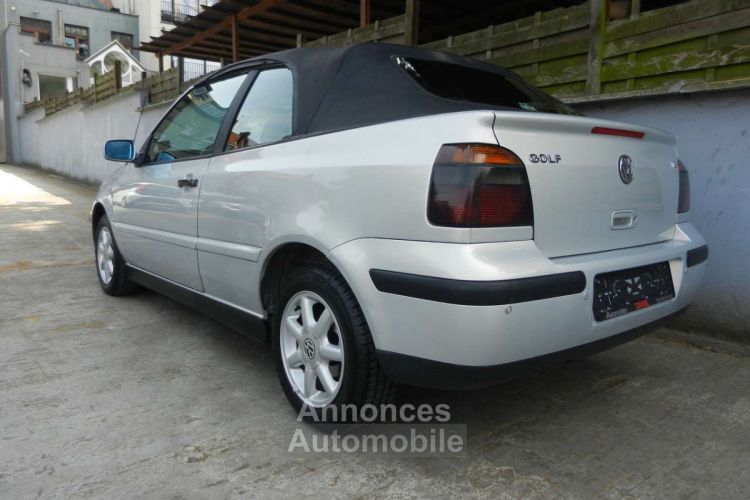 Volkswagen Golf Cabriolet 1.6i Highline - <small></small> 7.500 € <small>TTC</small> - #6