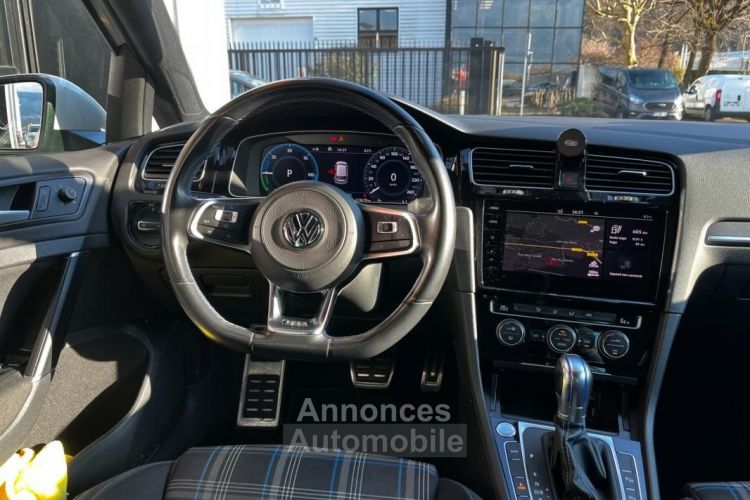 Volkswagen Golf GTE 204 CV BVA HYBRIDE RECHARGEABLE + APPLE CARPLAY CAMERA DE RECUL - <small></small> 18.990 € <small>TTC</small> - #16