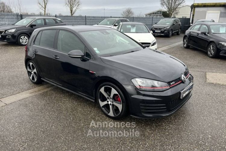 Volkswagen Golf GTI 2.0 TFSI 220cv BV6 Attelage Crit'air1 132.000Km - <small></small> 16.990 € <small>TTC</small> - #2