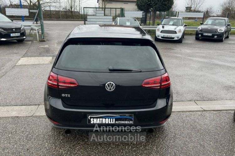 Volkswagen Golf GTI 2.0 TFSI 220cv BV6 Attelage Crit'air1 132.000Km - <small></small> 16.990 € <small>TTC</small> - #6