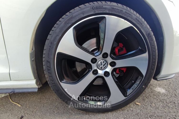 Volkswagen Golf GTI 2.0 TSI 220ch BlueMotion (Régulateur, Bluetooth, Sièges Chauffants) - <small></small> 16.990 € <small>TTC</small> - #21