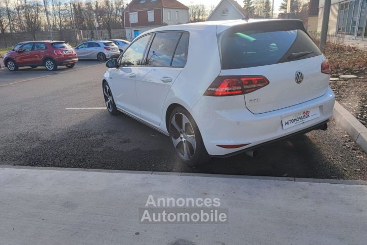 Volkswagen Golf GTI 2.0 TSI 220ch BlueMotion (Régulateur, Bluetooth, Sièges Chauffants) - <small></small> 16.990 € <small>TTC</small> - #37