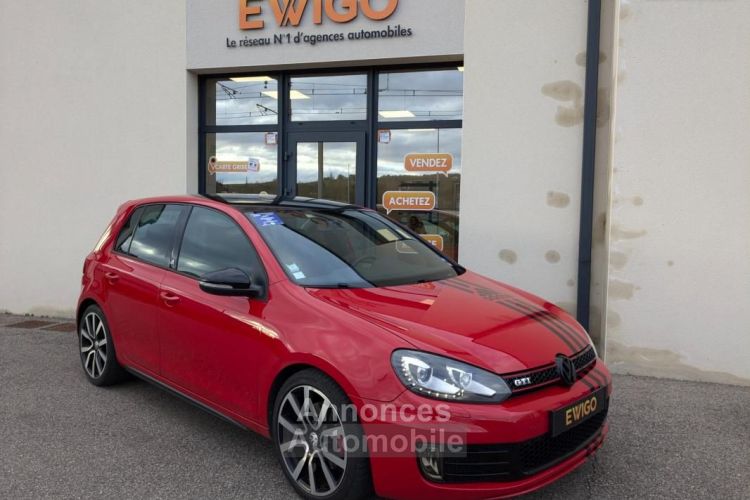 Volkswagen Golf GTI 211CH EDITION ADIDAS ROUGE - <small></small> 14.490 € <small>TTC</small> - #1