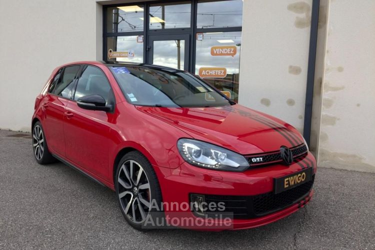 Volkswagen Golf GTI 211CH EDITION ADIDAS ROUGE - <small></small> 14.490 € <small>TTC</small> - #2