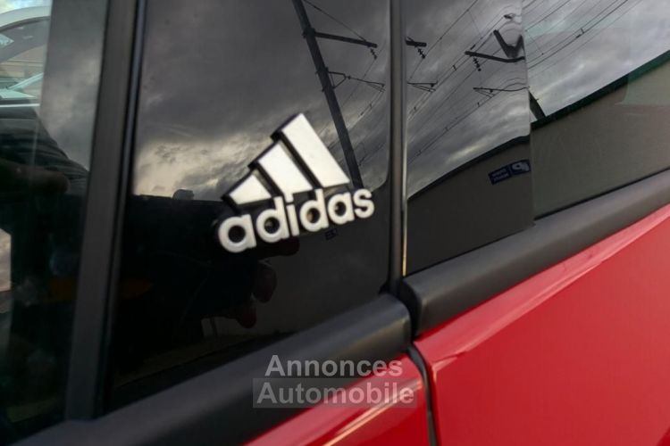 Volkswagen Golf GTI 211CH EDITION ADIDAS ROUGE - <small></small> 14.490 € <small>TTC</small> - #19