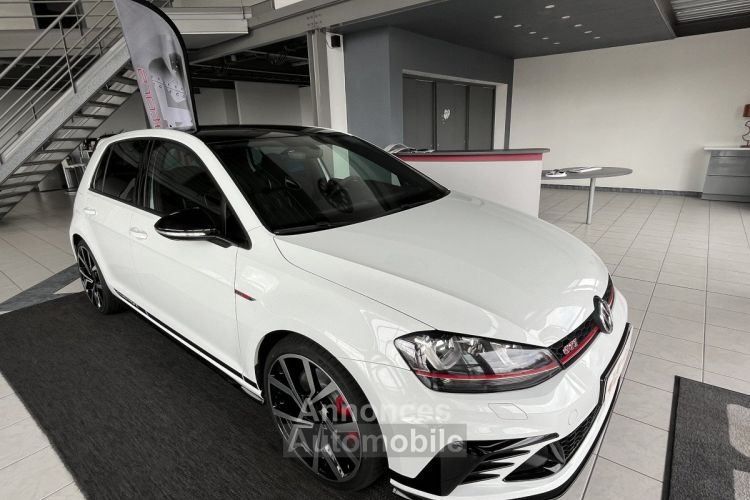 Volkswagen Golf GTI CLUBSPORT 2,0 TSI 265 DSG6 GPS DMS REGULATEUR DRIVE SELECT SIEGES RECARO BI-XENON JANTES BR - <small></small> 28.990 € <small>TTC</small> - #23