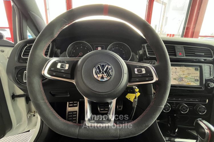 Volkswagen Golf GTI CLUBSPORT 2,0 TSI 265 DSG6 GPS DMS REGULATEUR DRIVE SELECT SIEGES RECARO BI-XENON JANTES BR - <small></small> 28.990 € <small>TTC</small> - #30